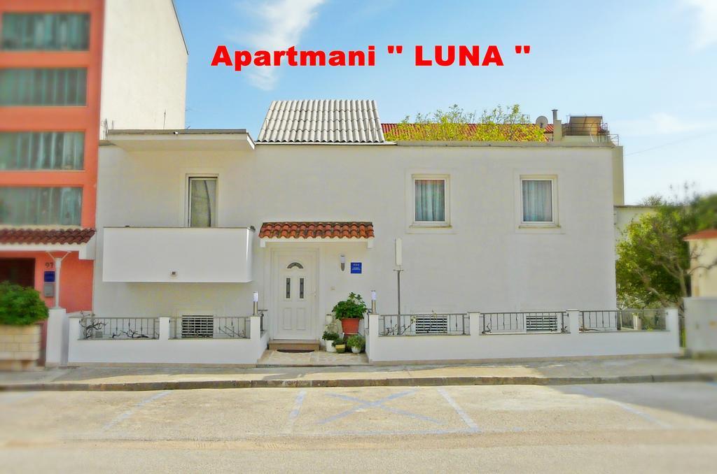 Apartment Luna Дрвеник Екстер'єр фото