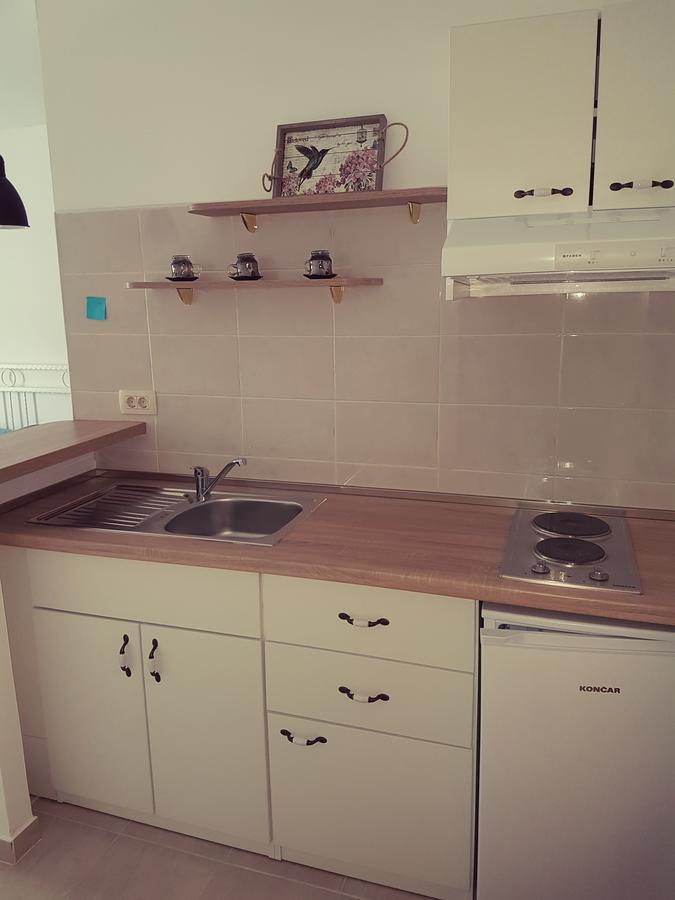 Apartment Luna Дрвеник Екстер'єр фото