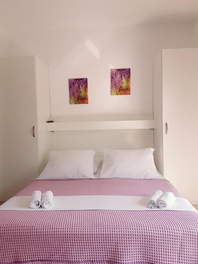 Apartment Luna Дрвеник Екстер'єр фото