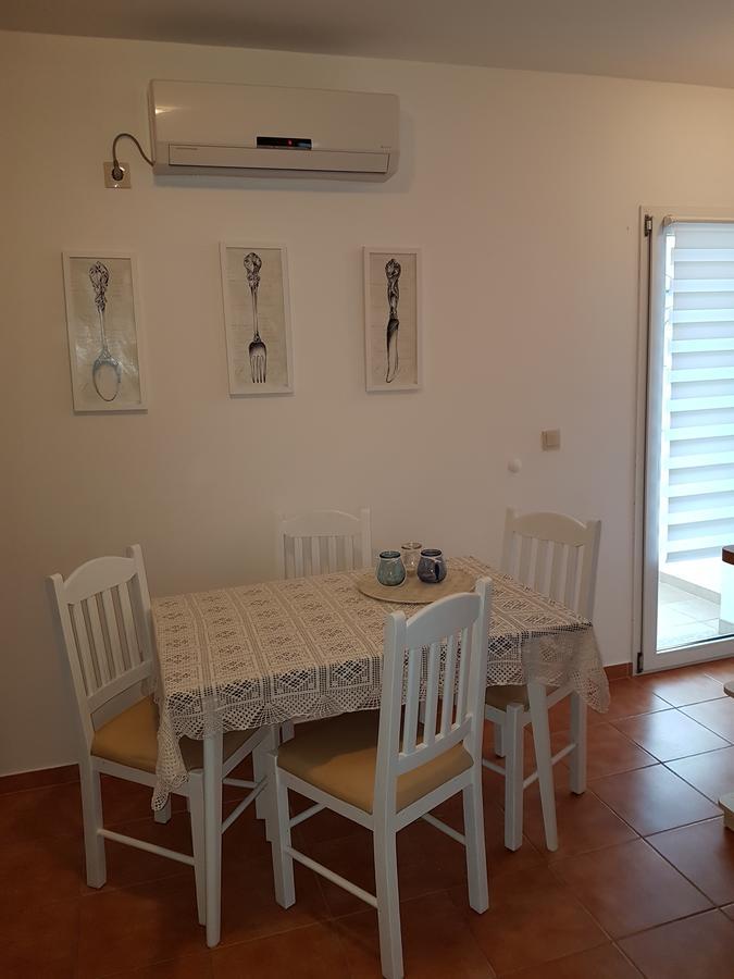 Apartment Luna Дрвеник Екстер'єр фото